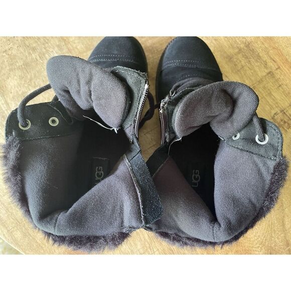 UGG Black Suede Shearling Hiker Boots Women Size 5 US 37 EU Lace Up Zip Winter - Picture 8 of 9